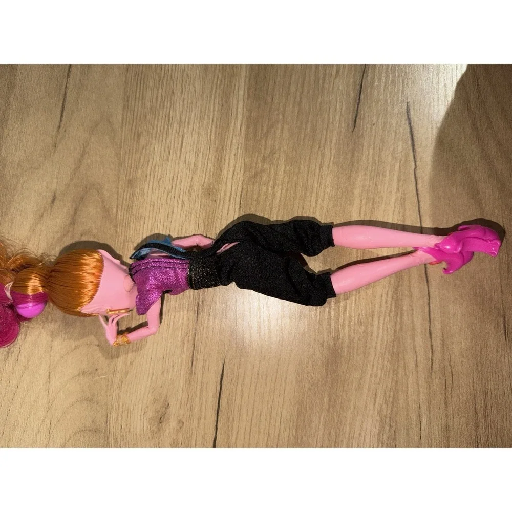 Monster High 13 Wishes Gigi Grant Doll with outfit & shoes 1st edition